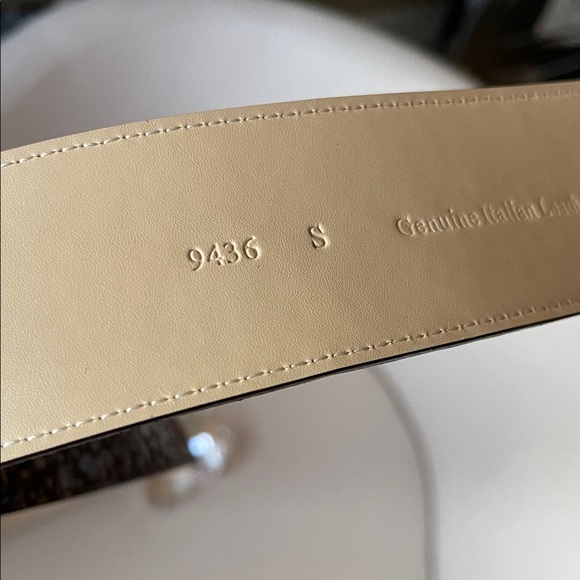 Holt Renfrew Wide Brown Metallic Leopard Print Belt - Fits 28-32” - Picture 4 of 8